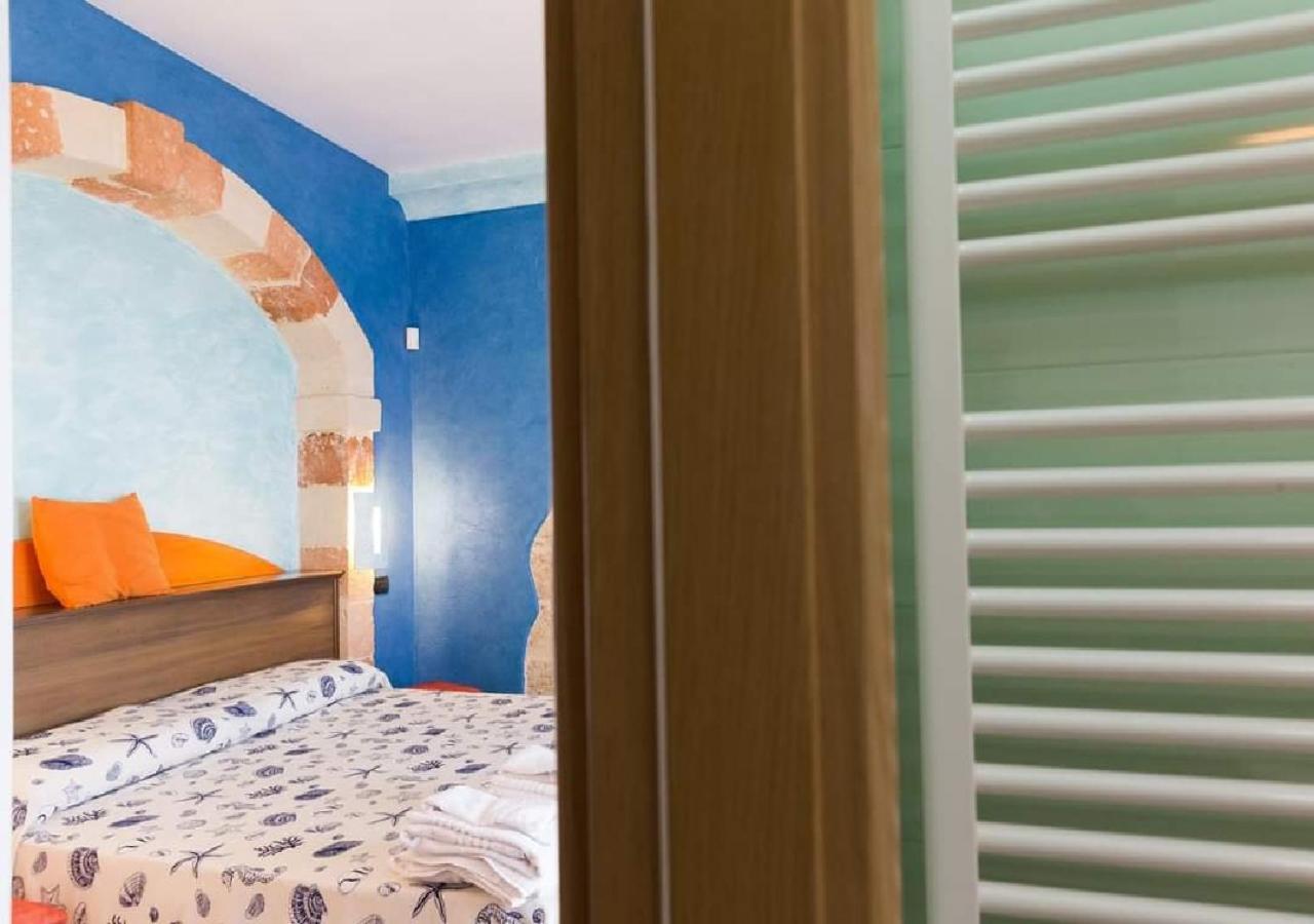 Villa Arneide Bed And Breakfast Torre Lapillo Exterior photo