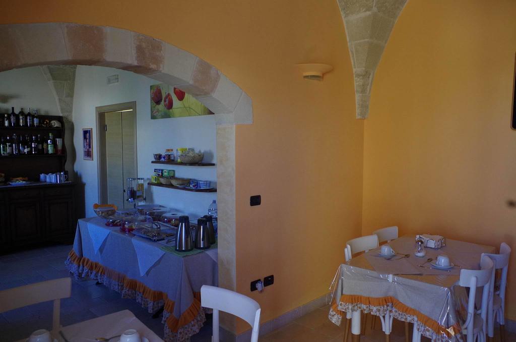 Villa Arneide Bed And Breakfast Torre Lapillo Exterior photo